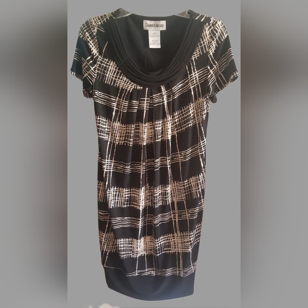 Danny & Nicole Dress Size 8 Casual Career Geometric Print